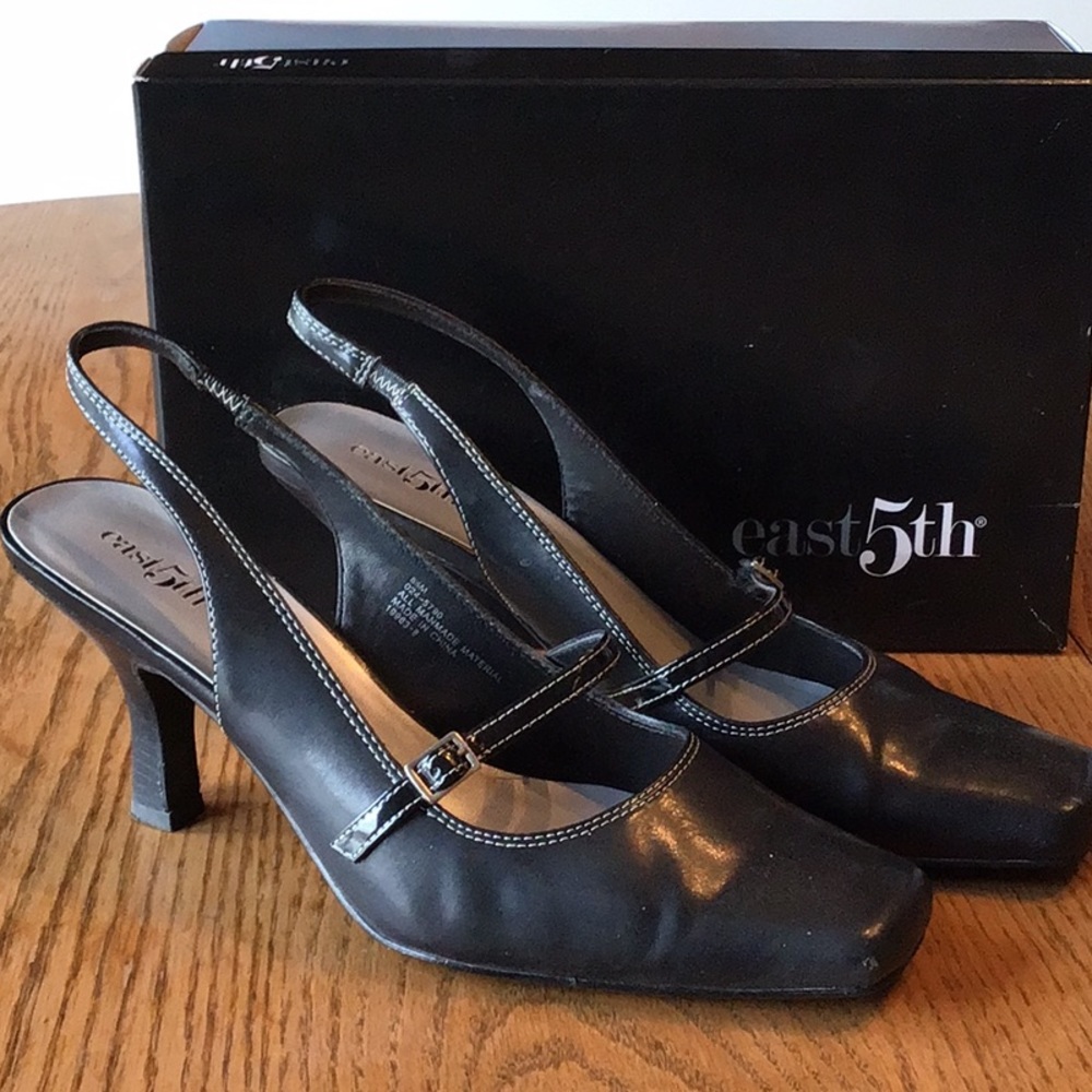 Women’s Stiletto Strap Pumps